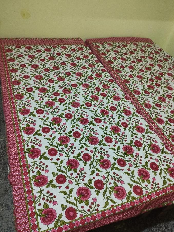 Sri Viswanatham Guest house Varanasi