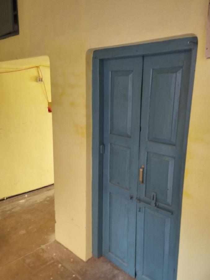 Sri Viswanatham * Varanasi